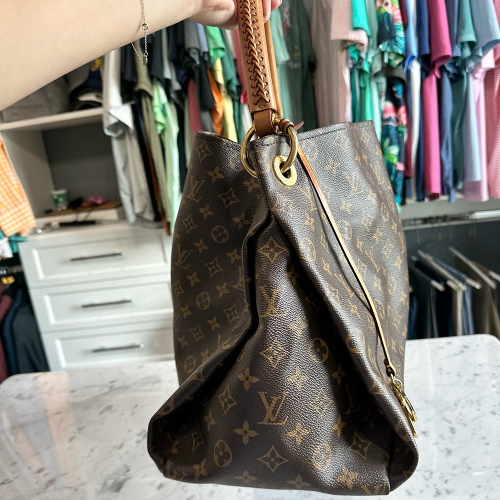Louis Vuitton ‘Artsy’‎ Bag - Picture 4 of 9